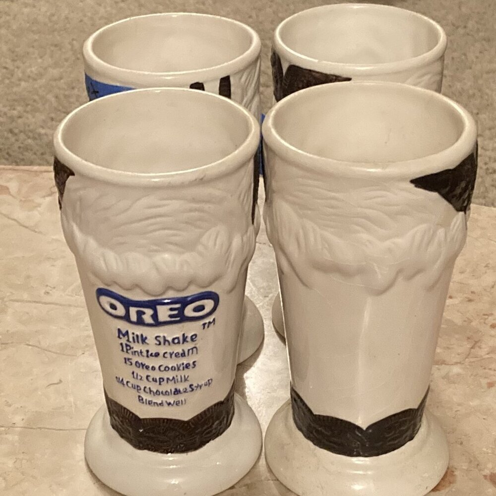 Set of 4 Oreo glasses